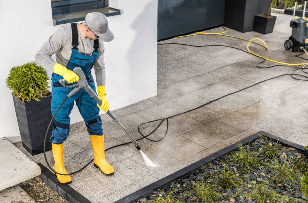 Best Concrete Pressure Washing  in White City, FL